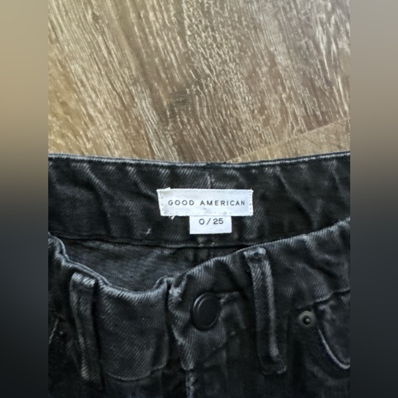 GOOD AMERICAN Good 90s Icon straight-leg mid-rise stretch-cotton jeans NWOT - Picture 5 of 7